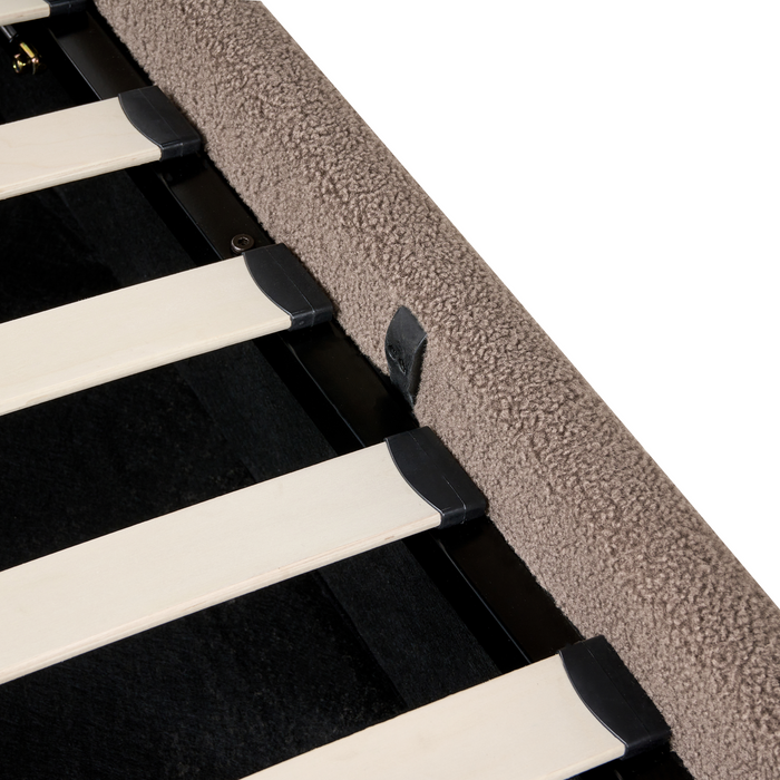 Beliani - DINAN - Tweepersoonsbed - Taupe - 160 x 200 cm - Bouclé