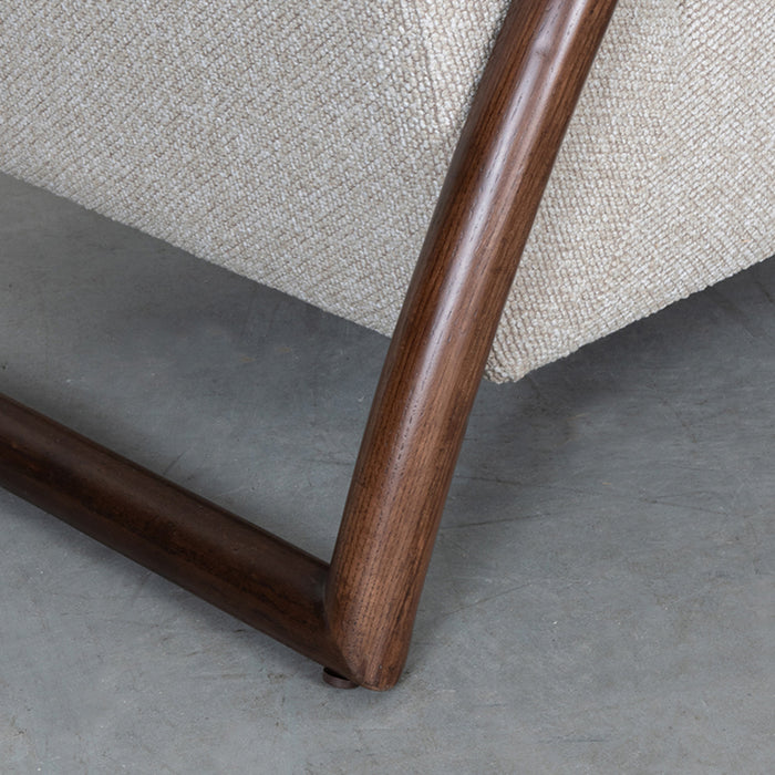 LABEL51 - Fauteuil Viggo - Ivoor Chenille - Walnoothout