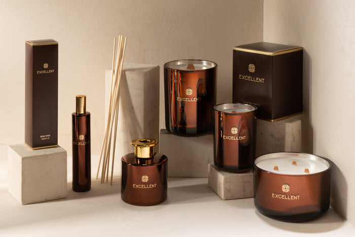 J-Line geurkaars Excellent - Siberia Fir - glas - bruin - la