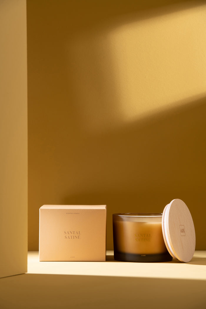 J-Line geurkaars Accords Essentiels - Santal Satiné - geel - 28U