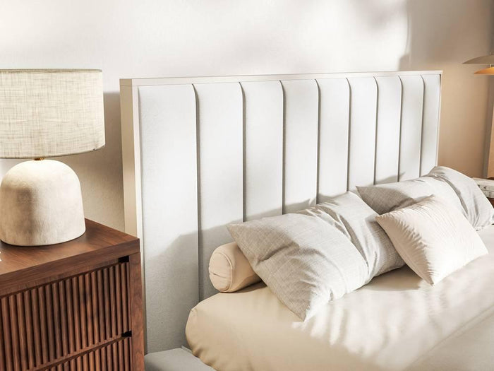 NADUVI Collection Bedframe Taavi fluweel met verlichting 180 x 200 cm