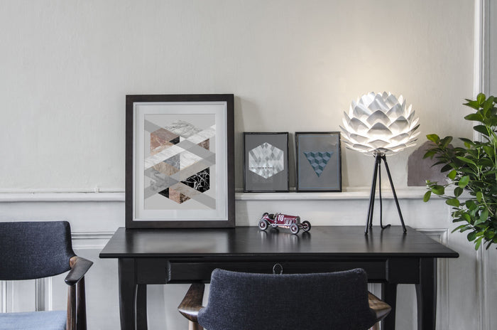 Umage Silvia Mini tafellamp Ø32 zwart onderstel, messing