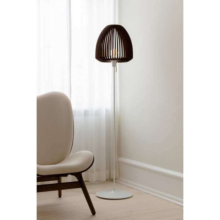 Umage Clava Wood vloerlamp wit onderstel, donker eiken