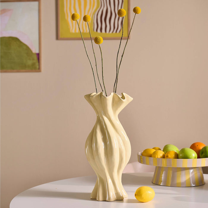 by fonQ Toffee Vaas - Botergeel