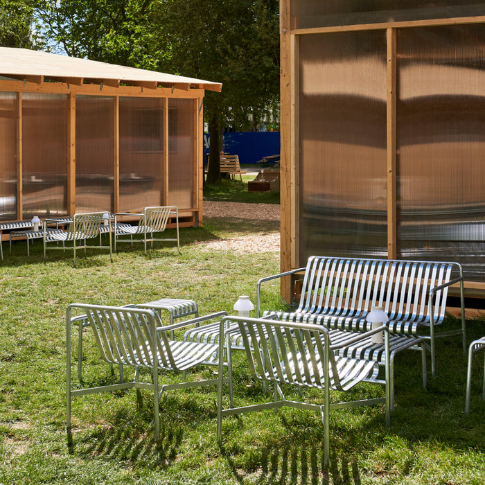 HAY Palissade Tuinbank 2,5-zits met Armleuning - Gegalvaniseerd Staal