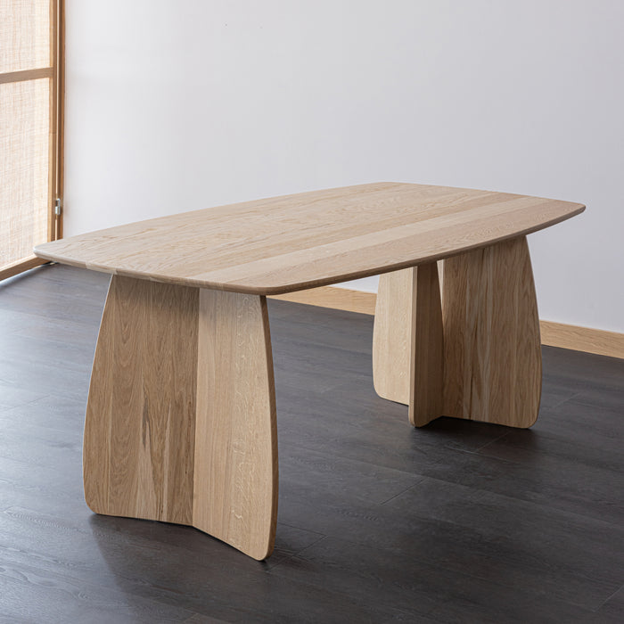 by fonQ Oakline Curve Eettafel B 200 cm - Natural