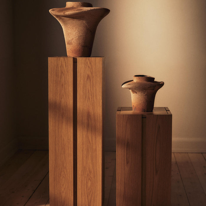 Ferm Living Evio Vaas H 22 cm - Burnt Umber