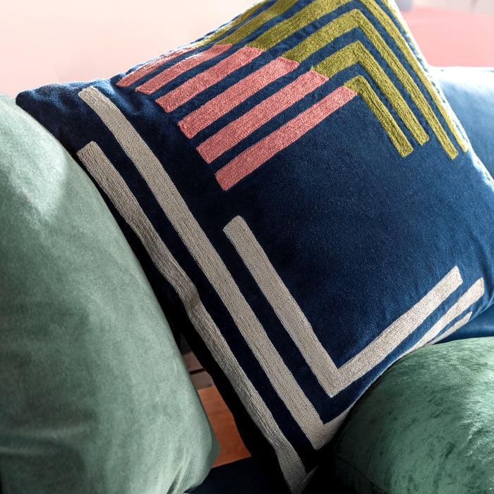 8ff23081-6b72-4348-bcd8-dadf4d7b5a3f-sfeerbeeld.jpg (1276873)