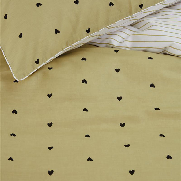 vtwonen Striped Hearts Dekbedovertrek 140 x 200/220 cm - Geel