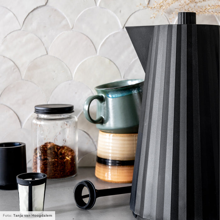 Alessi Plissé Waterkoker 1,7 L - Zwart