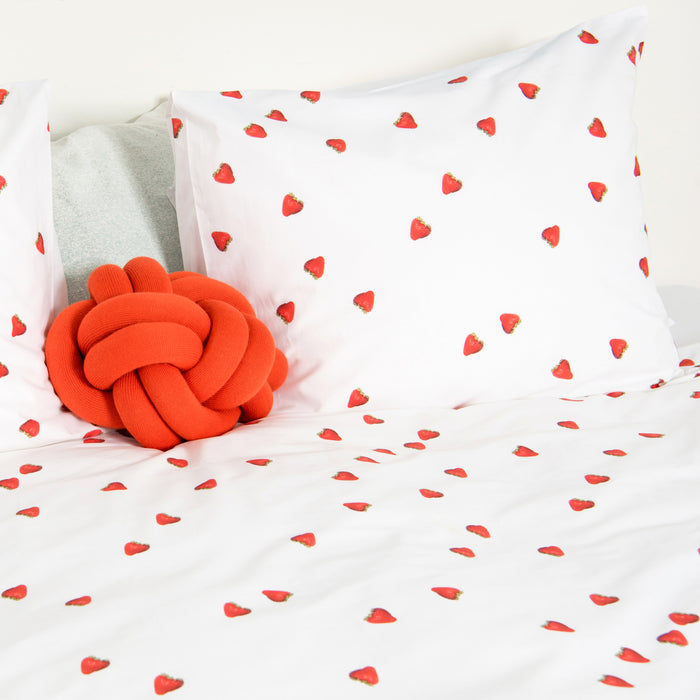 SNURK Strawberries Dekbedovertrek 140 x 200/220 cm