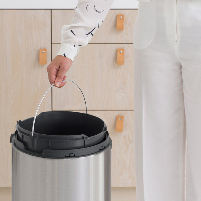 Brabantia Touch Bin New Afvalemmer 30 Liter Vingerafdrukvrij