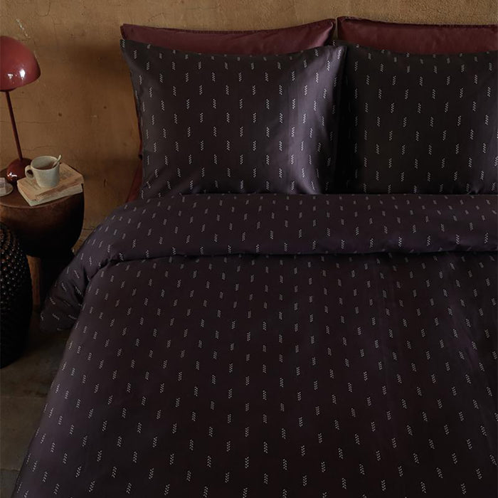 vtwonen Crops Dekbedovertrek 140 x 220 cm - Donkerrood