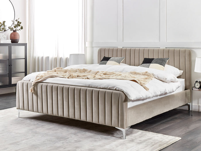 Beliani - LUNAN - Tweepersoonsbed - Taupe - 180 x 200 cm - Fluweel