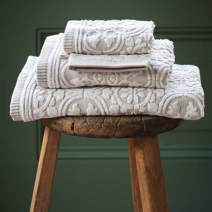 305259-x1.jpg (1670502)