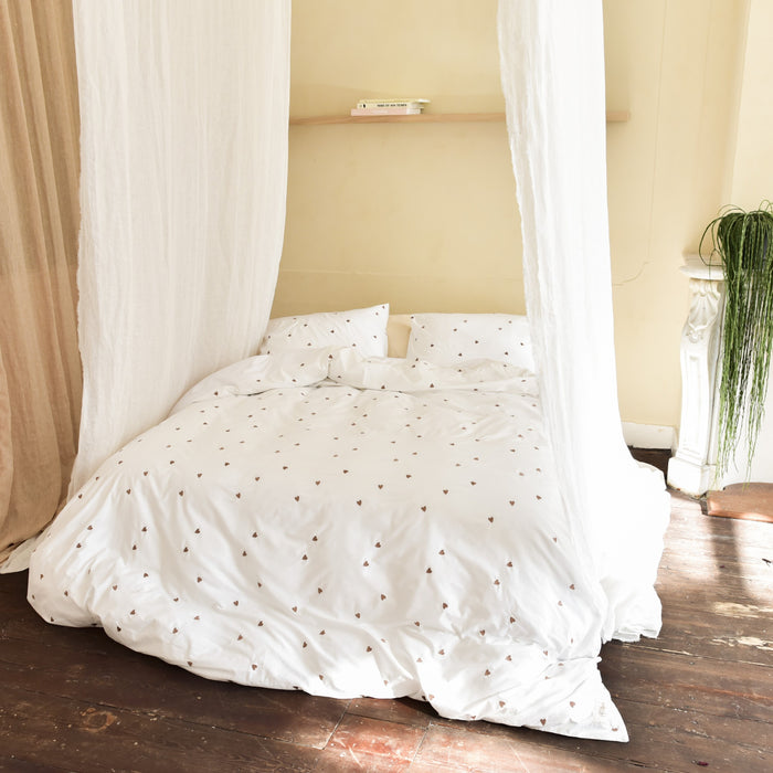 Crisp Sheets Ace of Hearts Dekbedovertrek 140 x 220 cm