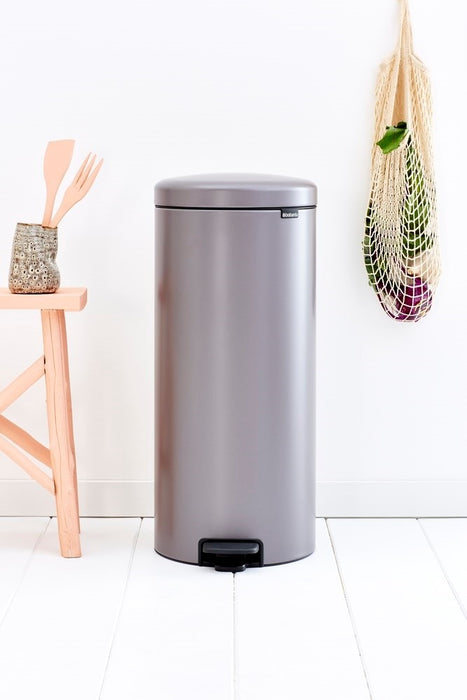 Brabantia NewIcon Pedaalemmer 30 L - Platinum