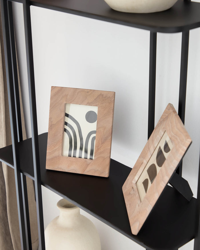 Kave Home - Fotolijst Siriana roze 25 x 20 cm