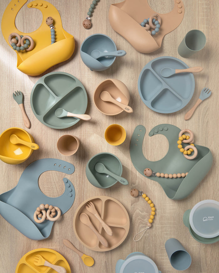 Kave Home - Bekers Epiphany set van 2 van siliconen in mosterdgeel