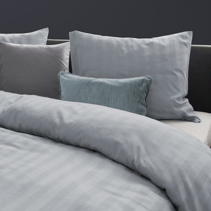 Elegance Dekbedovertrek Hotel Kwaliteit Satijn Streep licht grijs