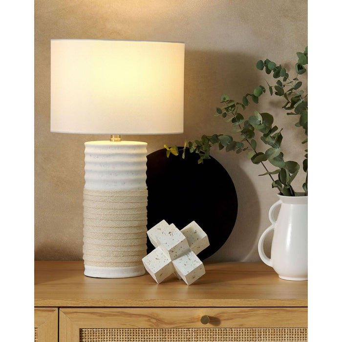 Beliani - NAVIA - Tafellamp - Wit - Porselein