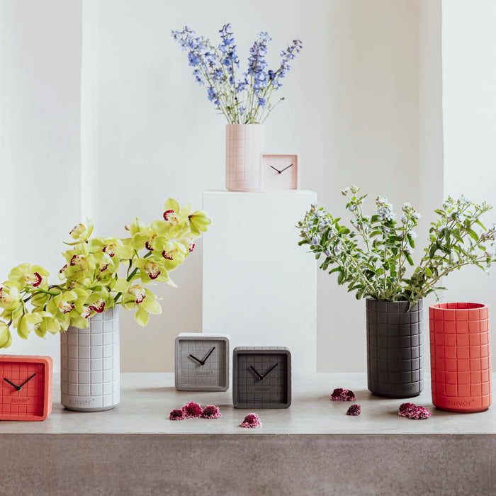 Zuiver Cute Concrete Tafelklok - Pink