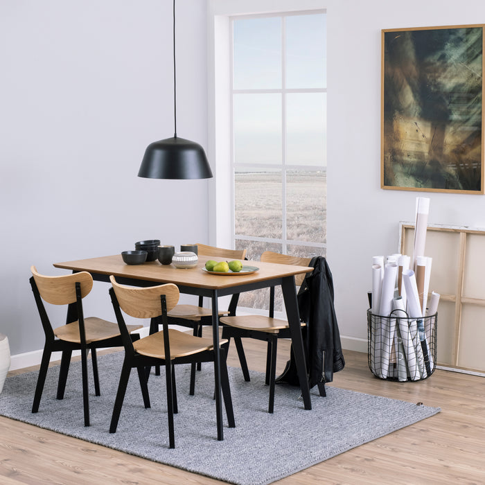 by fonQ basic Crow Eettafel - 120 x 80 cm - Eiken / Zwart