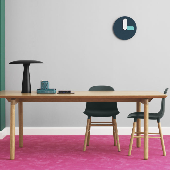 Normann Copenhagen Form Stoel
