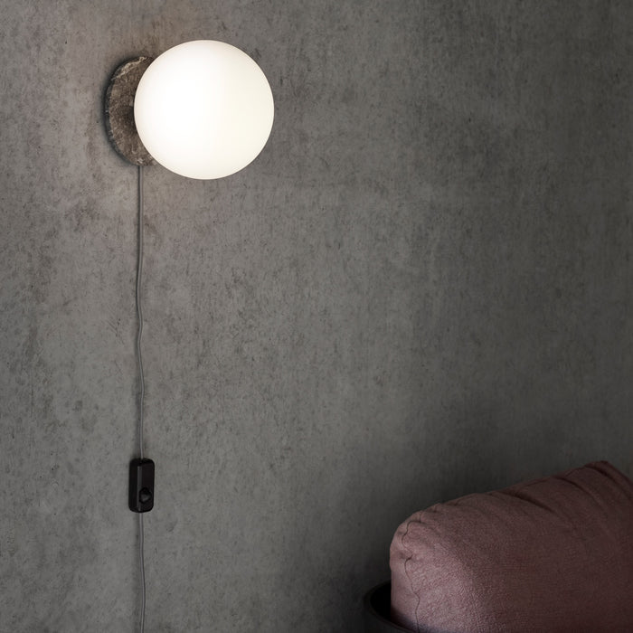 Menu TR Bulb Tafel/Wandlamp