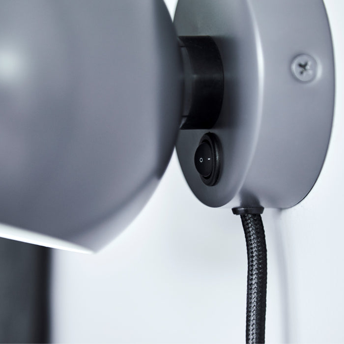 Frandsen Ball Magnet Wandlamp Chroom