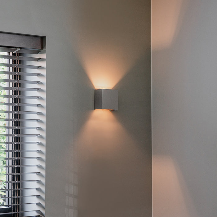 QAZQA Industriële wandlamp beton met lichteffect - Meave