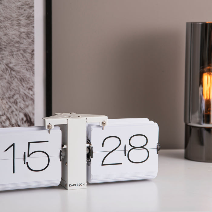 Karlsson No Case Flip Tafel-/Wandklok