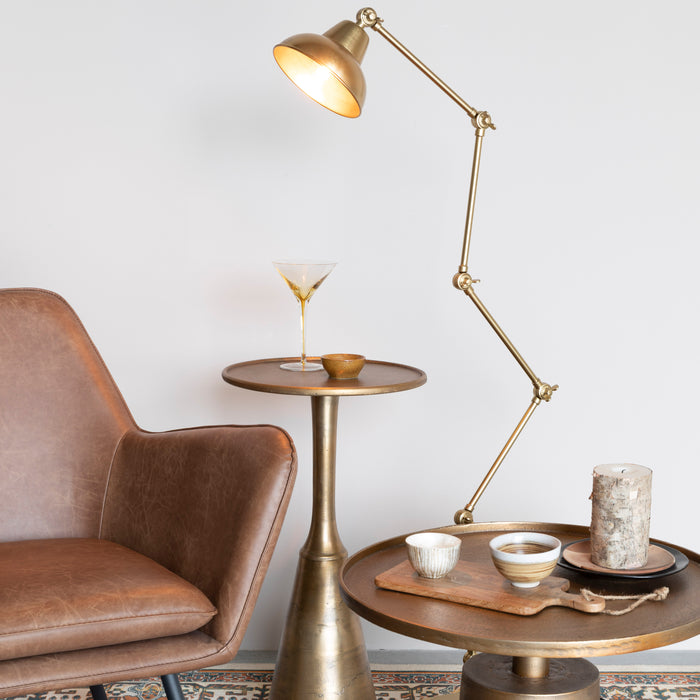 by fonQ Rizzo Salontafel