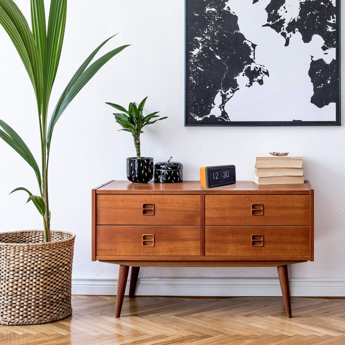 NeXtime - NeXtime - Flip Klok - Tafel of Wandklok -Oranje|Zwart