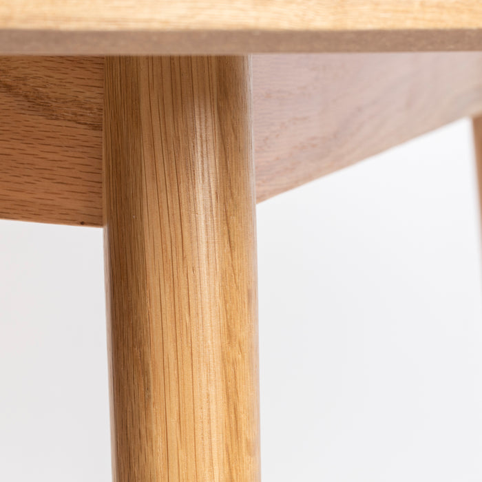 by fonQ basic Finn Eettafel - Ø 120 cm - Bruin