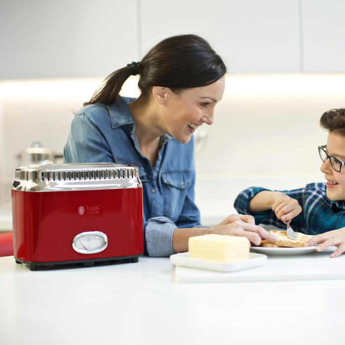 Russell Hobbs Retro Ribbon Red Broodrooster