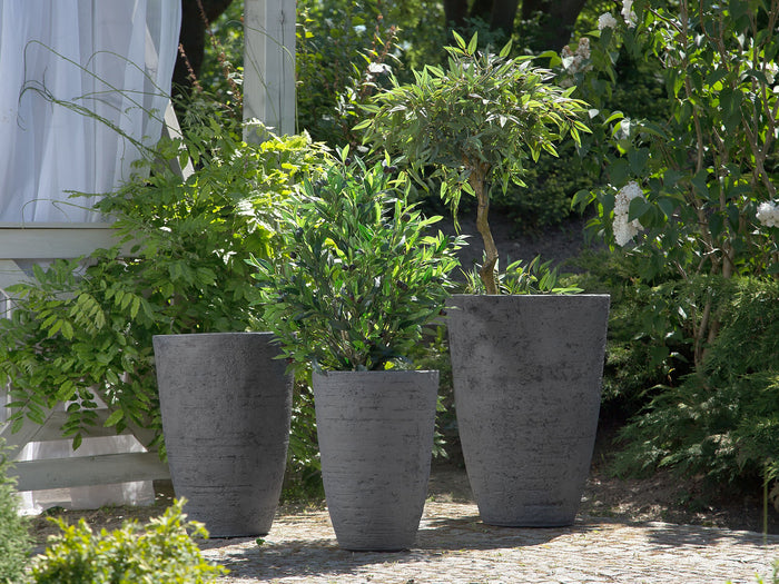 Beliani CAMIA Set van 3 bloempotten Grijs