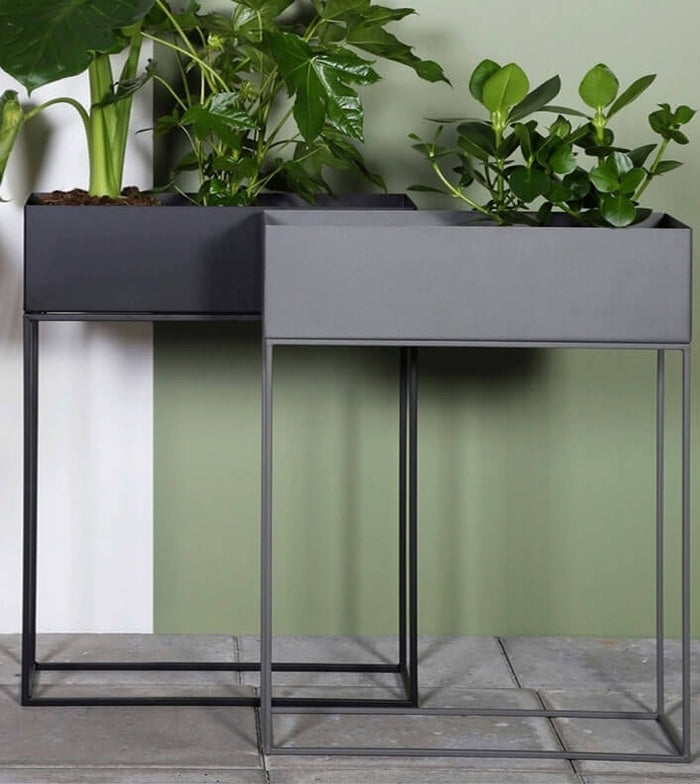 Lisomme Xavi staande metalen plantenbak zwart