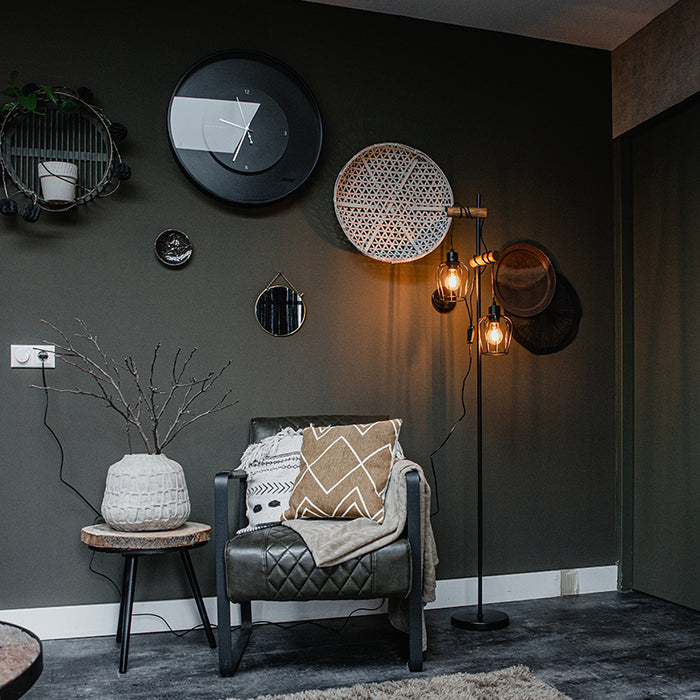 QAZQA Landelijke vloerlamp zwart met hout 2-lichts - Stronk