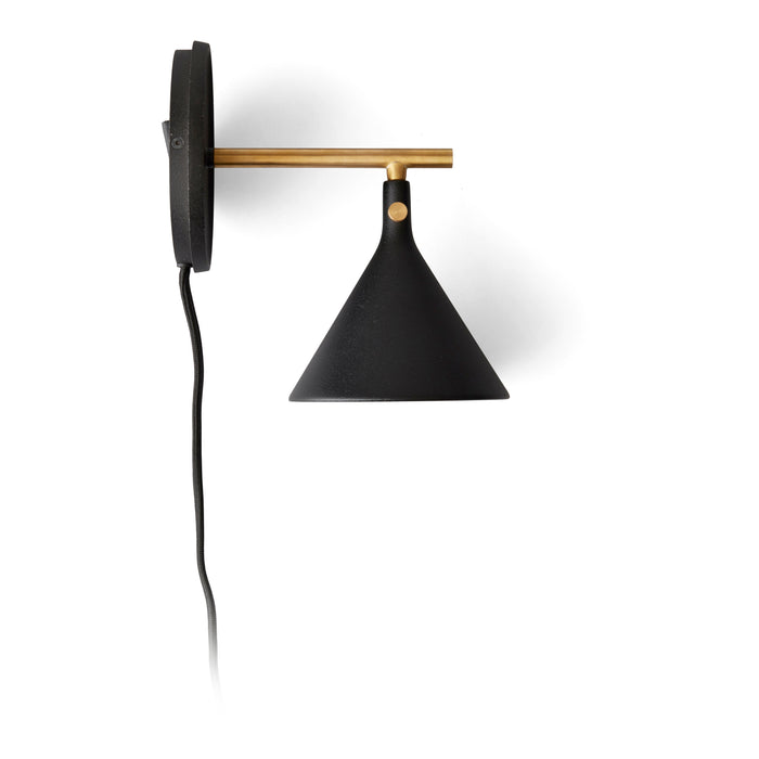 Menu Cast Sconce Wandlamp