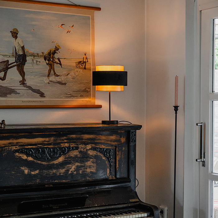 QAZQA Moderne tafellamp zwart met goud - Elif