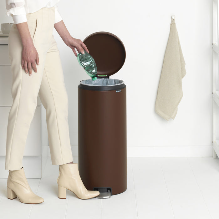 Brabantia NewIcon Pedaalemmer 30 L - Mineral Cosy Brown
