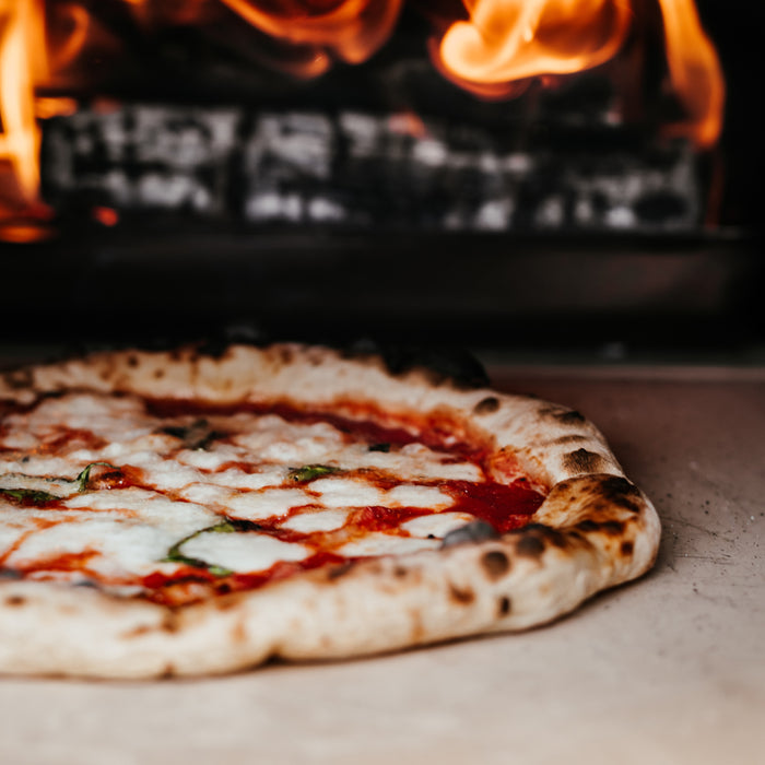 Ooni Pizzaoven Karu voor Pizza's tot Ø 40 cm - Hout/Houtskool Gestookt