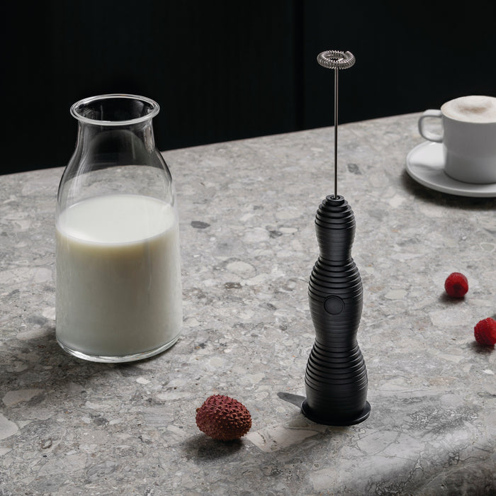 Alessi Pulcina Melkopschuimer - Oplaadbaar - Zwart