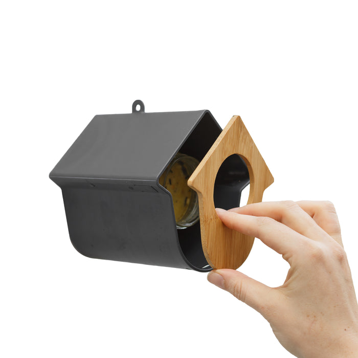 SingingFriend Evie Pindakaashuisje