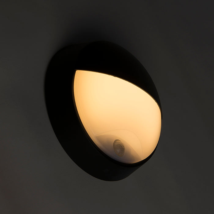 QAZQA Buitenwandlamp zwart incl. LED met bewegingssensor IP54 -