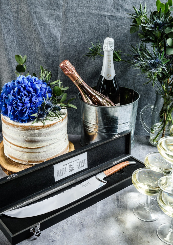 Laguiole Style de Vie Luxury Line champagnezwaard rozenhout