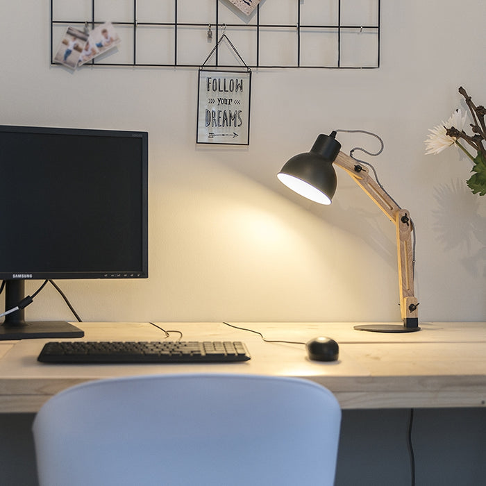 QAZQA Industriële tafellamp zwart met hout - Woodi