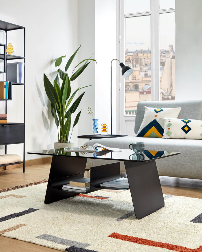 Kave Home - Charlize vaas in transparant en blauw glas