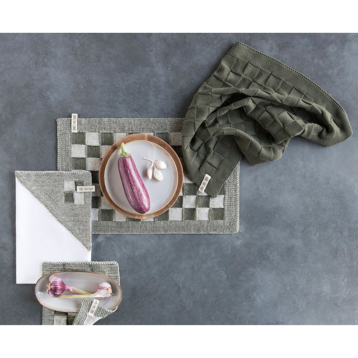 Knit Factory Gebreide Pannenlap Block - Ecru|Oker - 23x23 cm